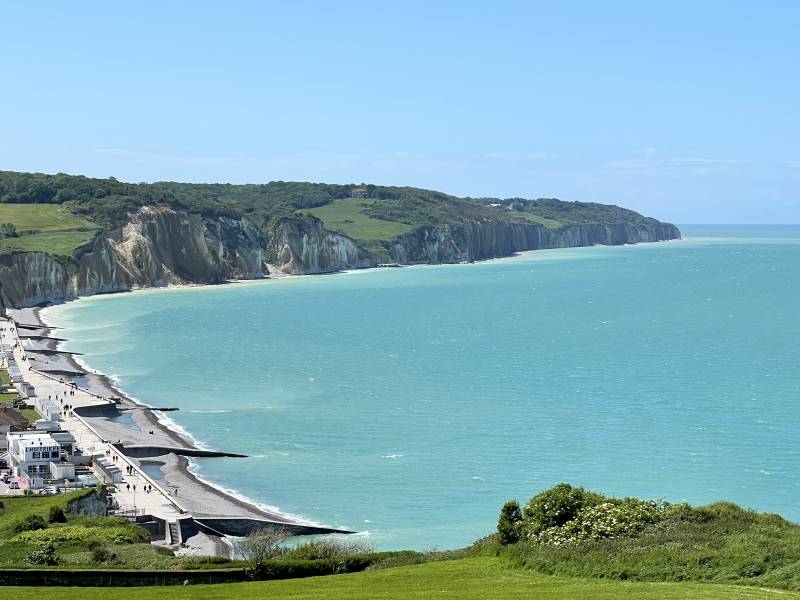 Conciergerie privée vs gestion classique en Normandie : quelle solution choisir sur la côte d'Albâtre